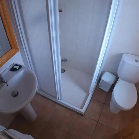 Aparthotel Castell De Ceuro. Rural